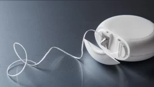 A flossing thread.